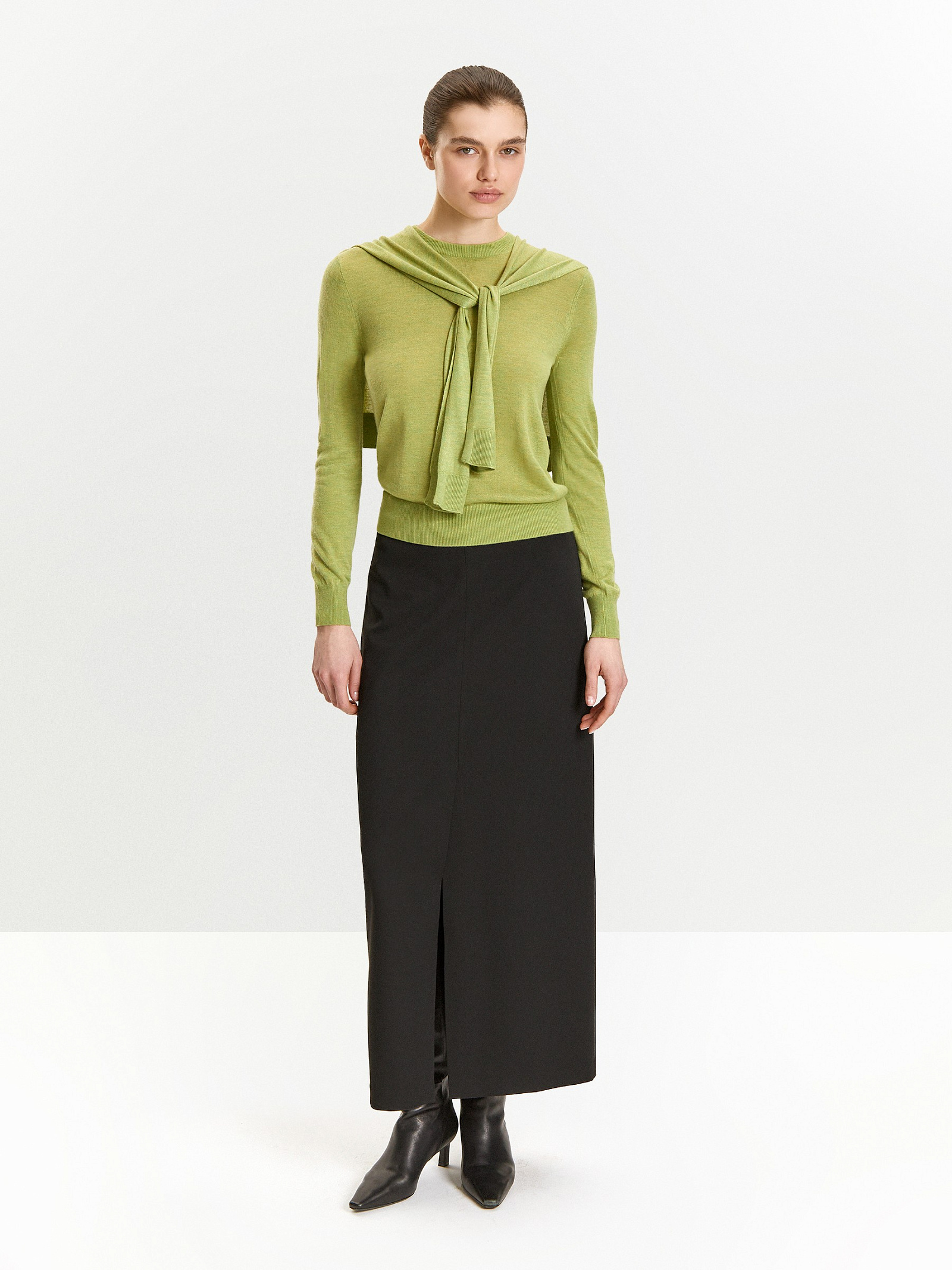 Джемпер из вискозного трикотажа с добавлением шерсти